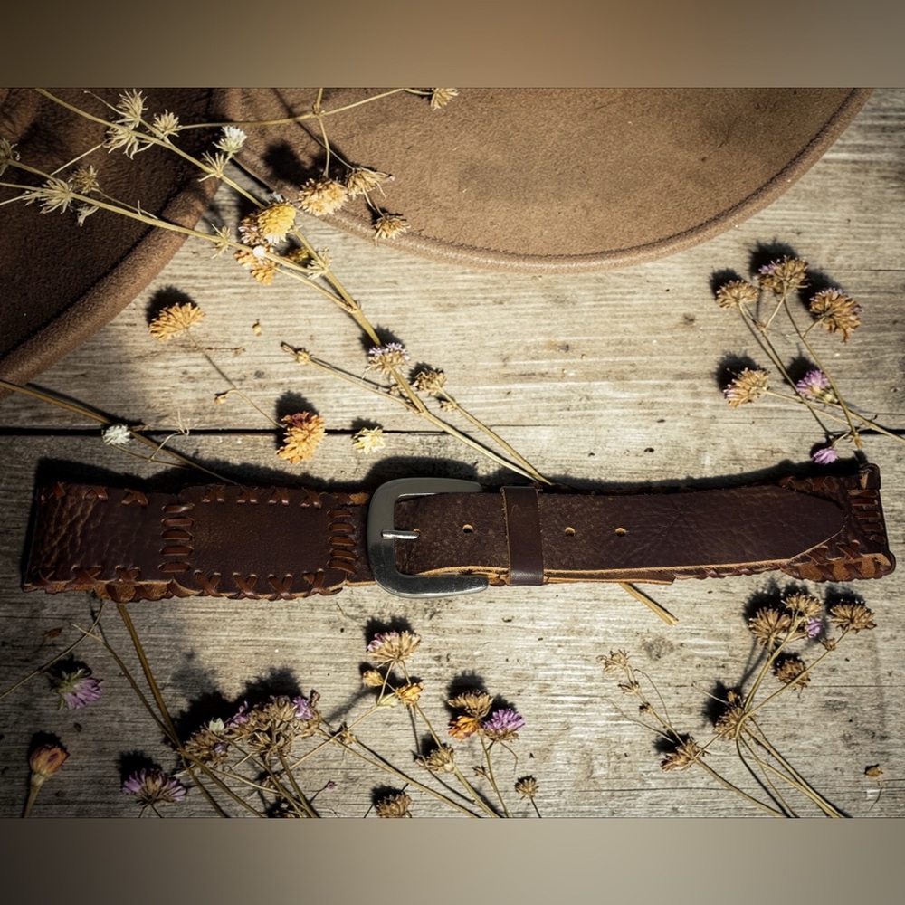 Vintage‎ Solid Brass Buckle Patchwork Leather Whipstitch Belt Women’s L Western
